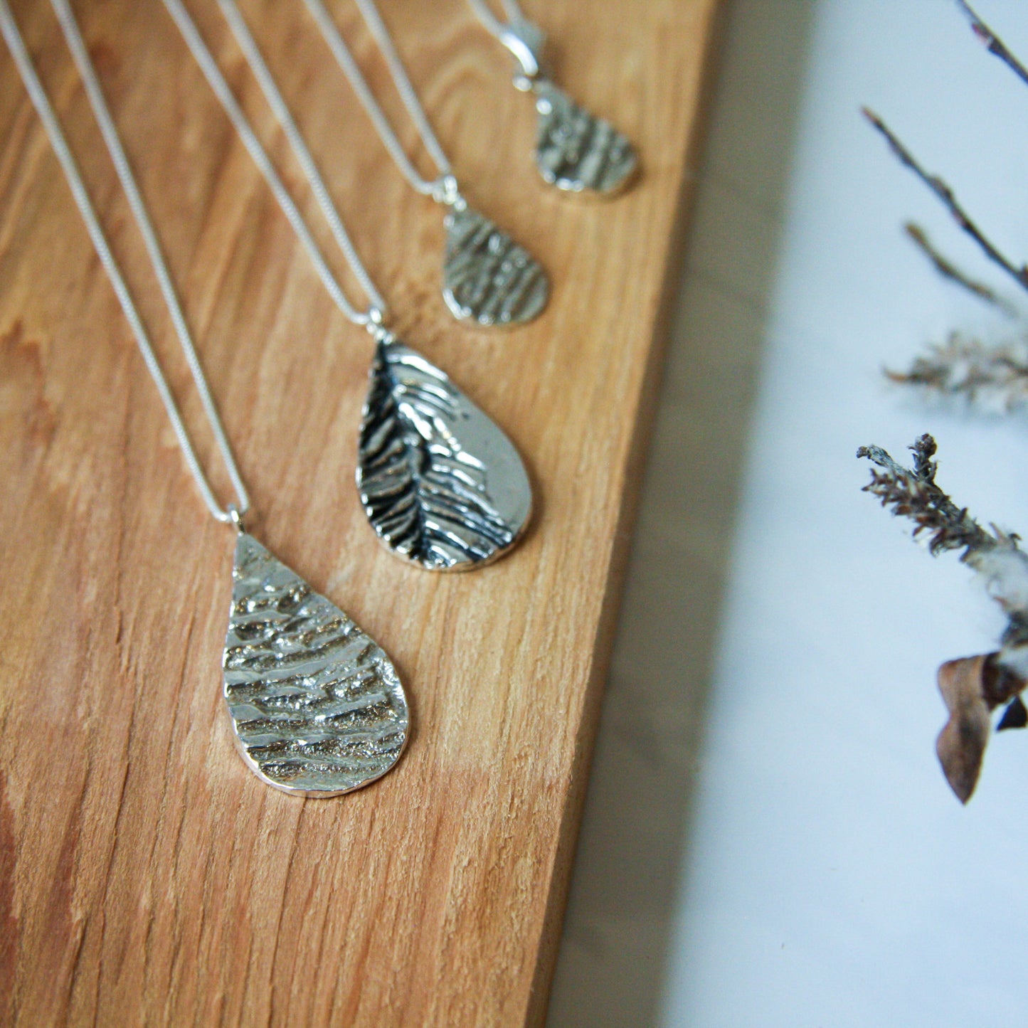 Silver Teardrop Impression Necklace
