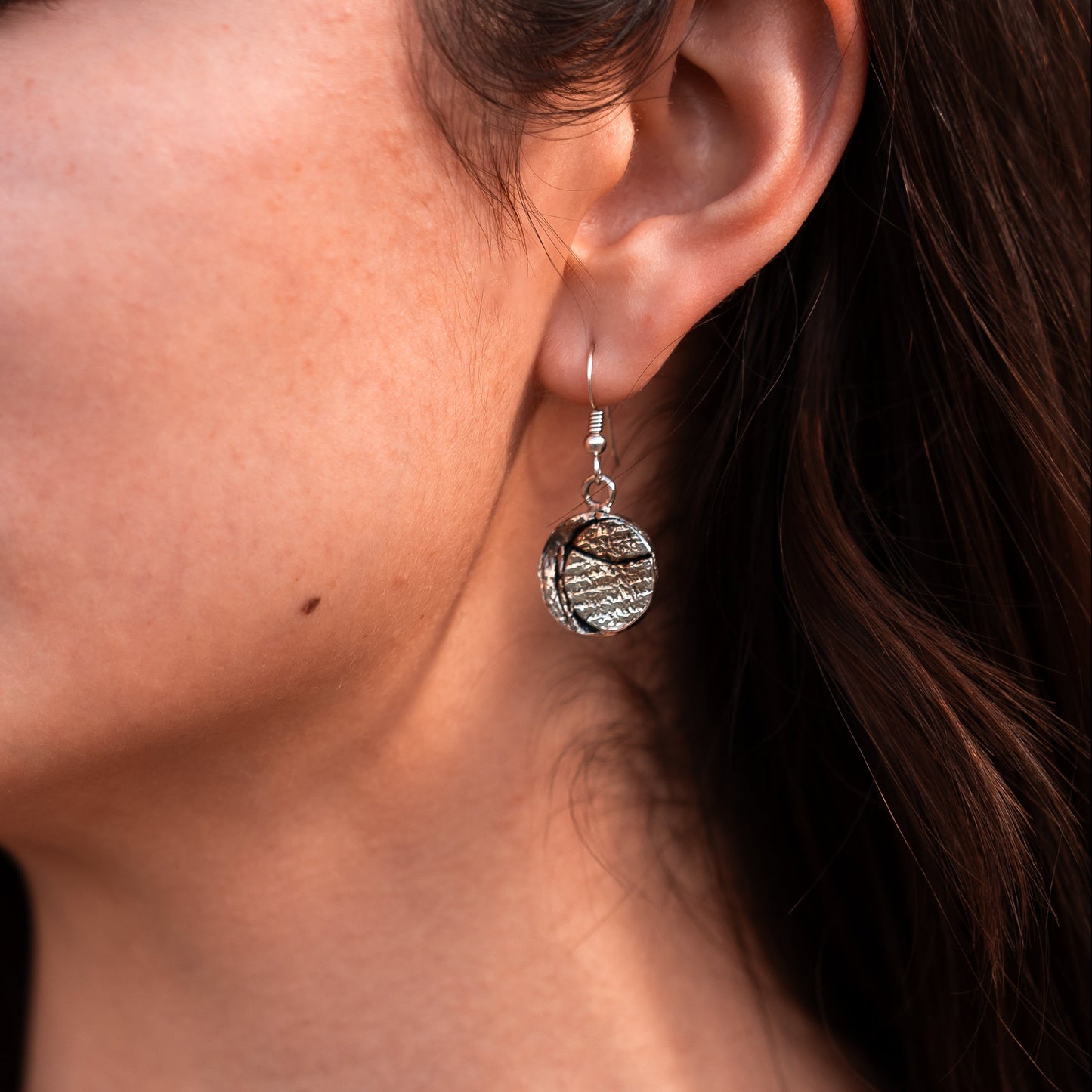 Silver Circle Impression Earrings